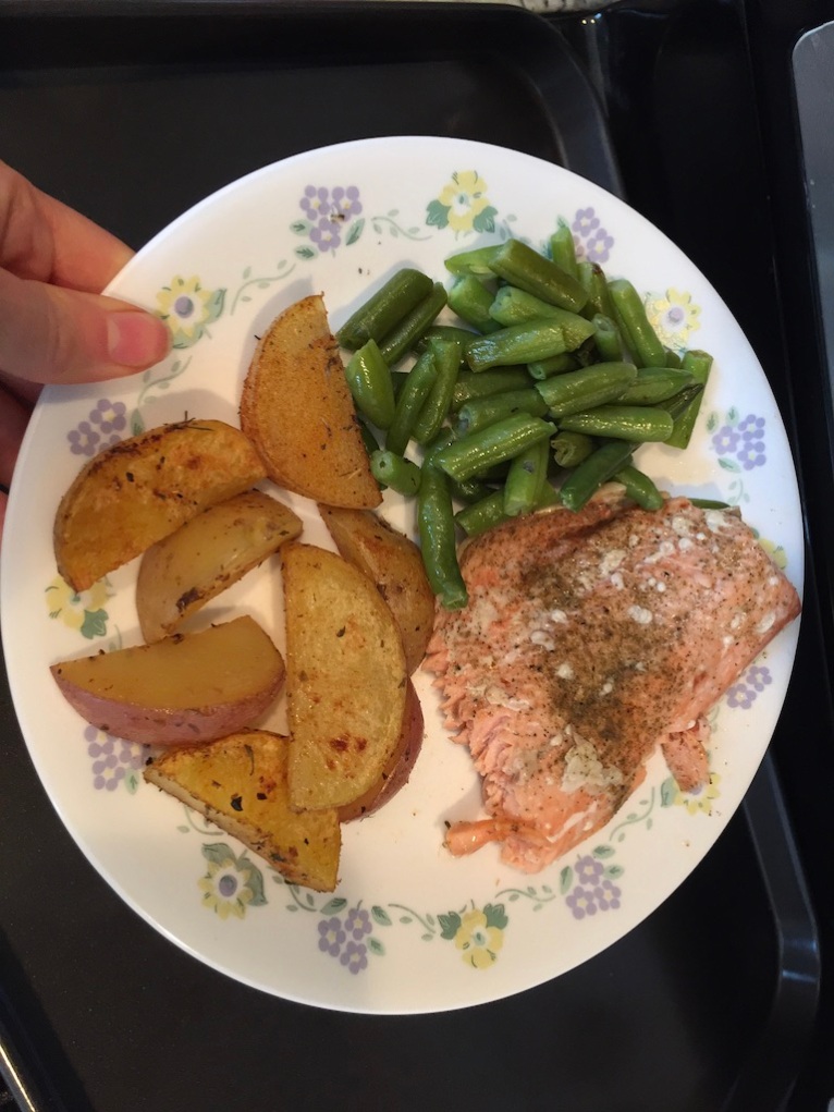 Easy, Cheap Meal: Sheet Potato Wedges and Green Beans plus Protein